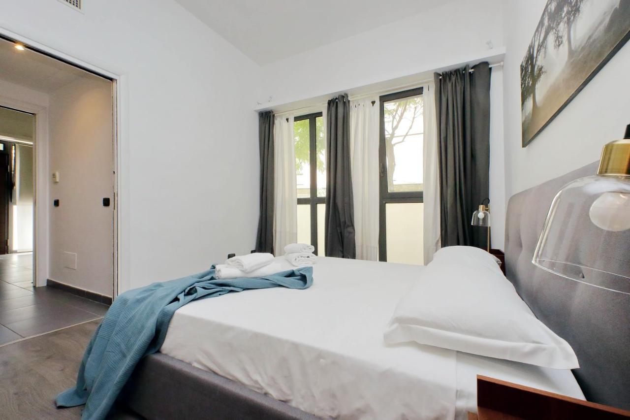 Piramide Charming Apartment Рим Екстер'єр фото