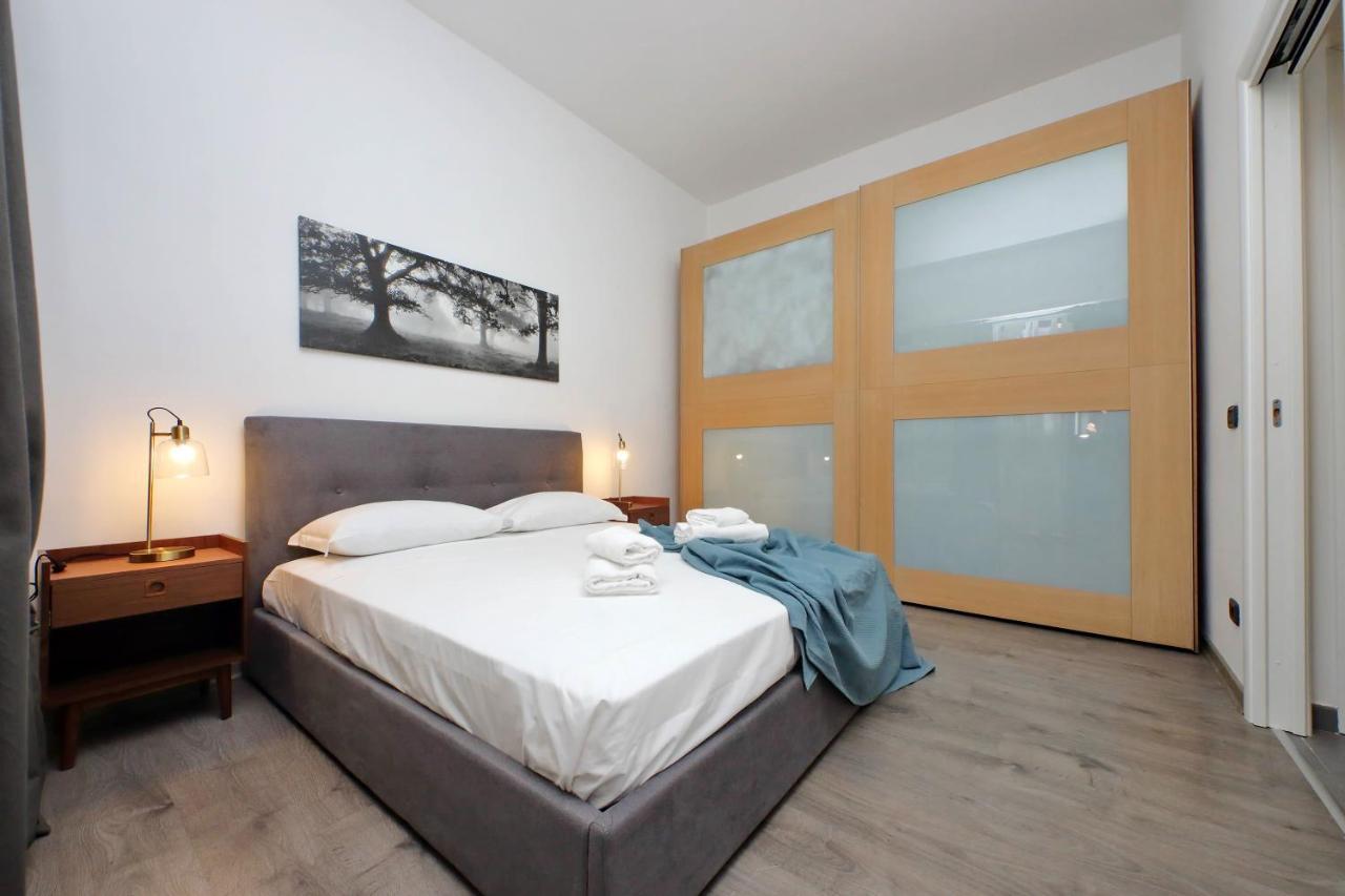 Piramide Charming Apartment Рим Екстер'єр фото