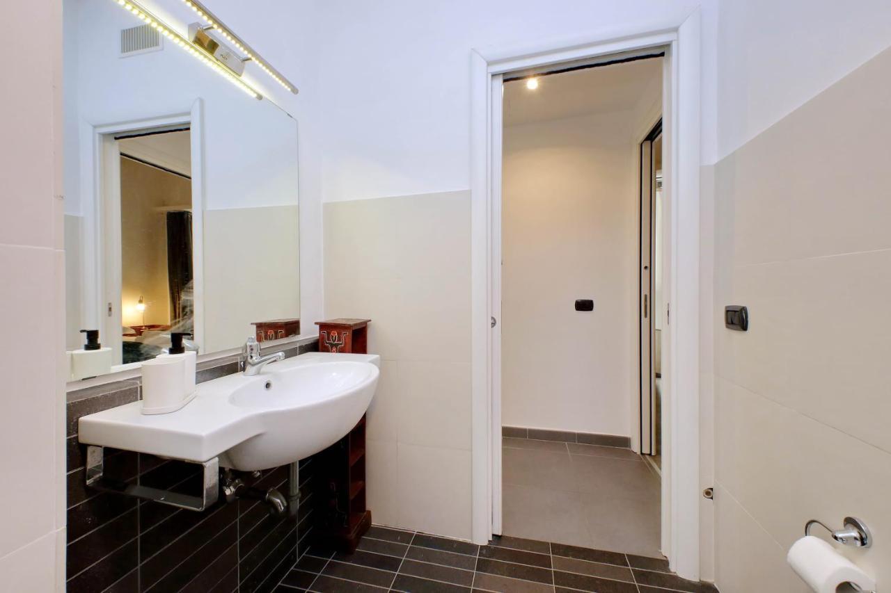 Piramide Charming Apartment Рим Екстер'єр фото