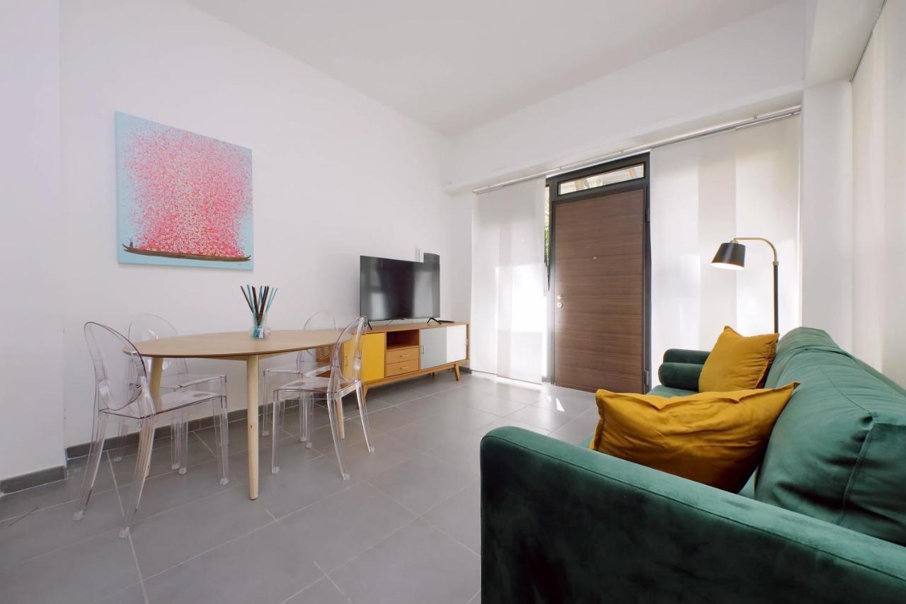 Piramide Charming Apartment Рим Екстер'єр фото